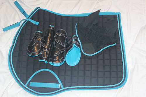 Pinnacle CC Pad, Boots & Bonnet - Black & Turquoise